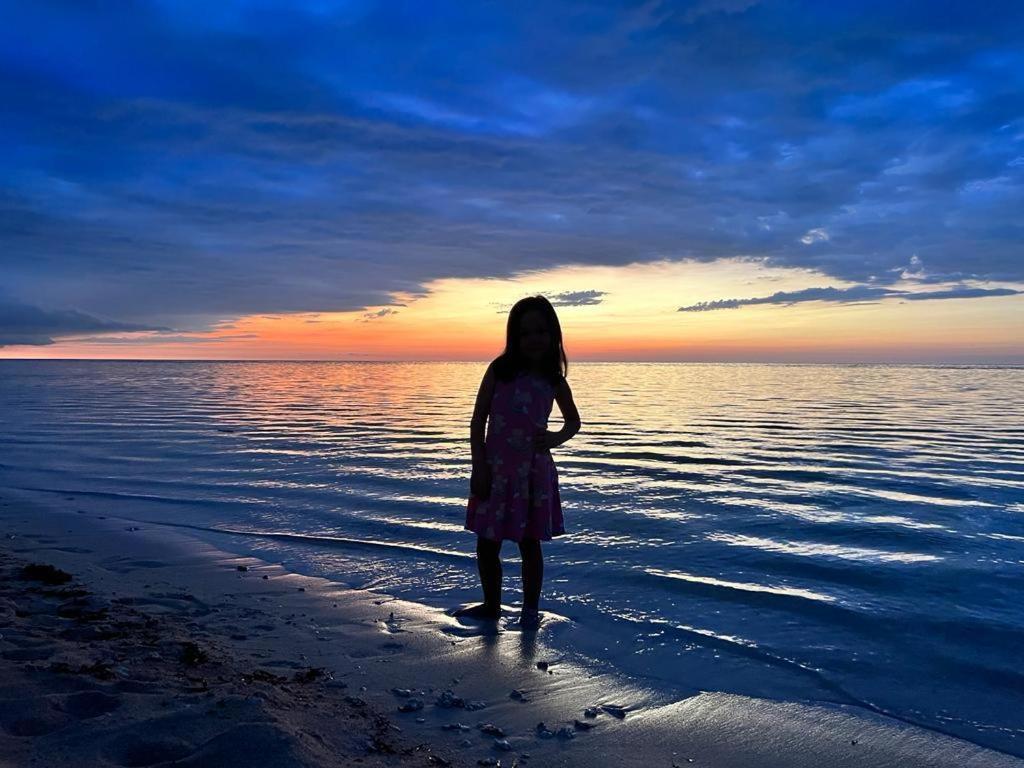 Belle'S Beach Resort Bolinao Екстер'єр фото