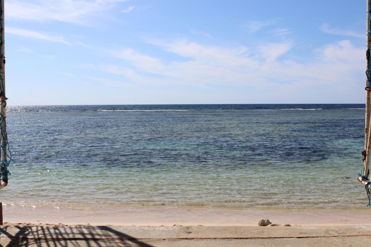 Belle'S Beach Resort Bolinao Екстер'єр фото